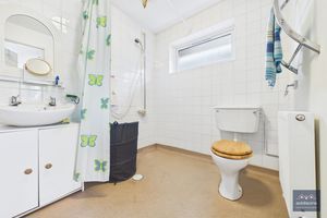 Photo 9- click for photo gallery